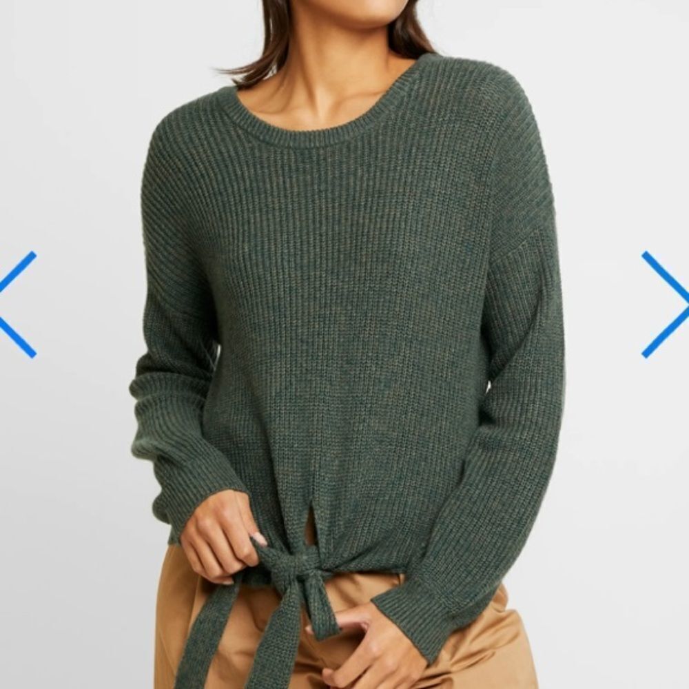 Hollister Multi-Way Tie Front Marled Olive Sweater